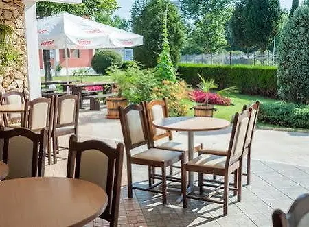 Longosa Сонячний Берег