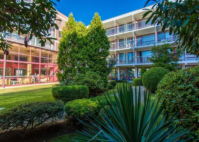 Longosa Готель Сонячний Берег