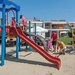 Отель Longosa 4*