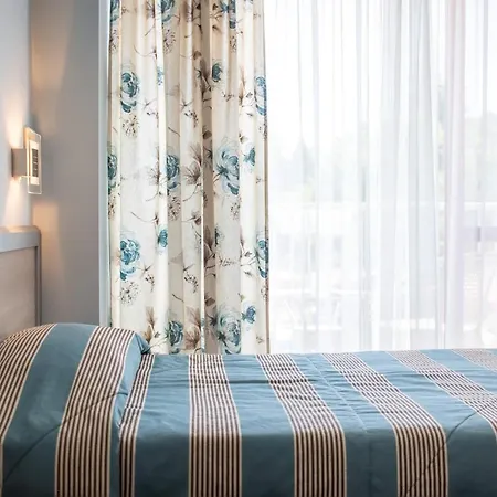 Longosa מלון סאני ביץ'