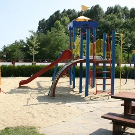 Отель Longosa 4*